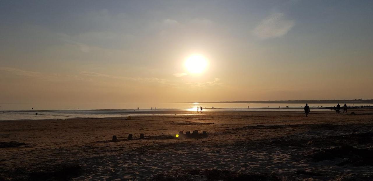 Tout A Pied ! T2 25M2 - Parking Prive - Wifi Apartment Larmor-Plage Exterior foto