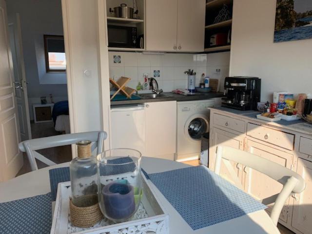 Tout A Pied ! T2 25M2 - Parking Prive - Wifi Apartment Larmor-Plage Exterior foto